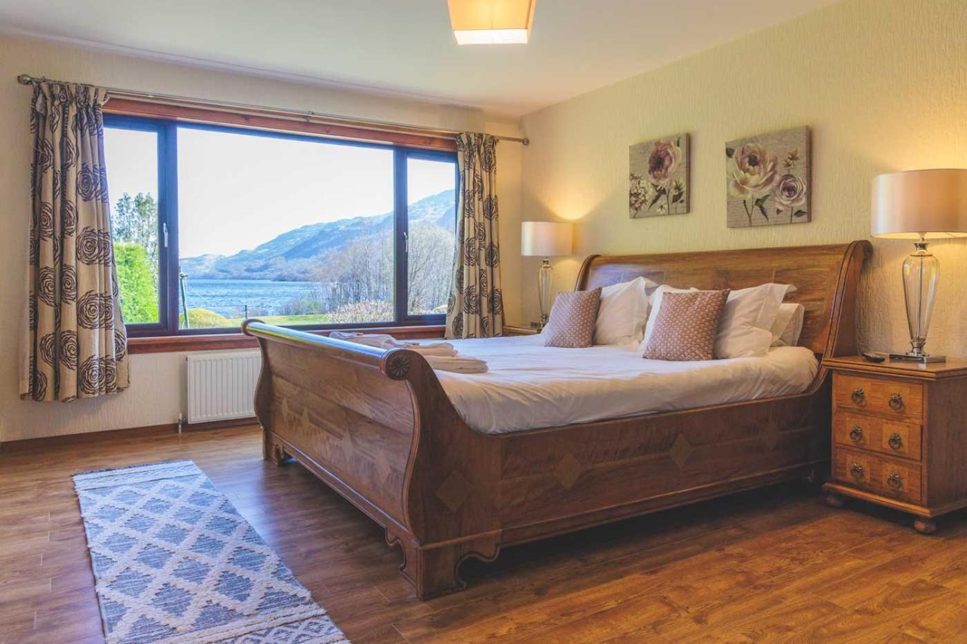 Shore House Tarbet Exterior foto